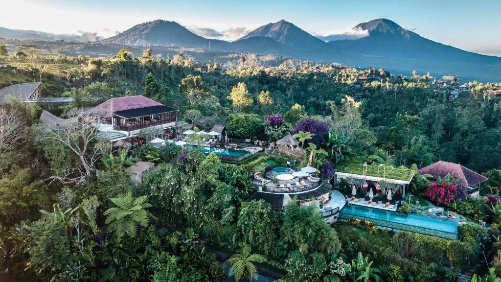 Luxbali