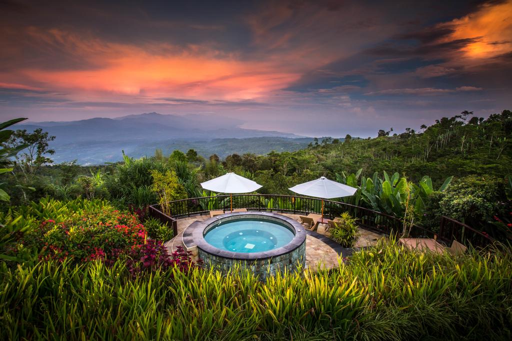 luxbali