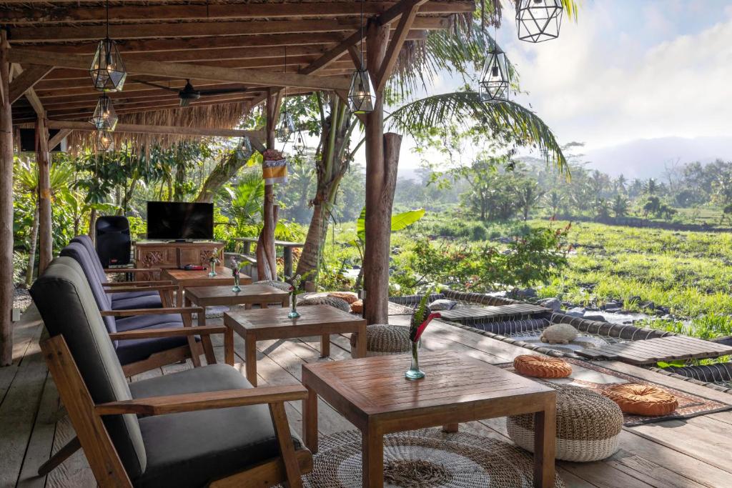 Luxbali