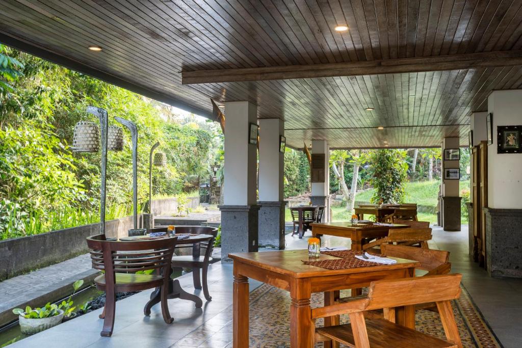 Luxbali