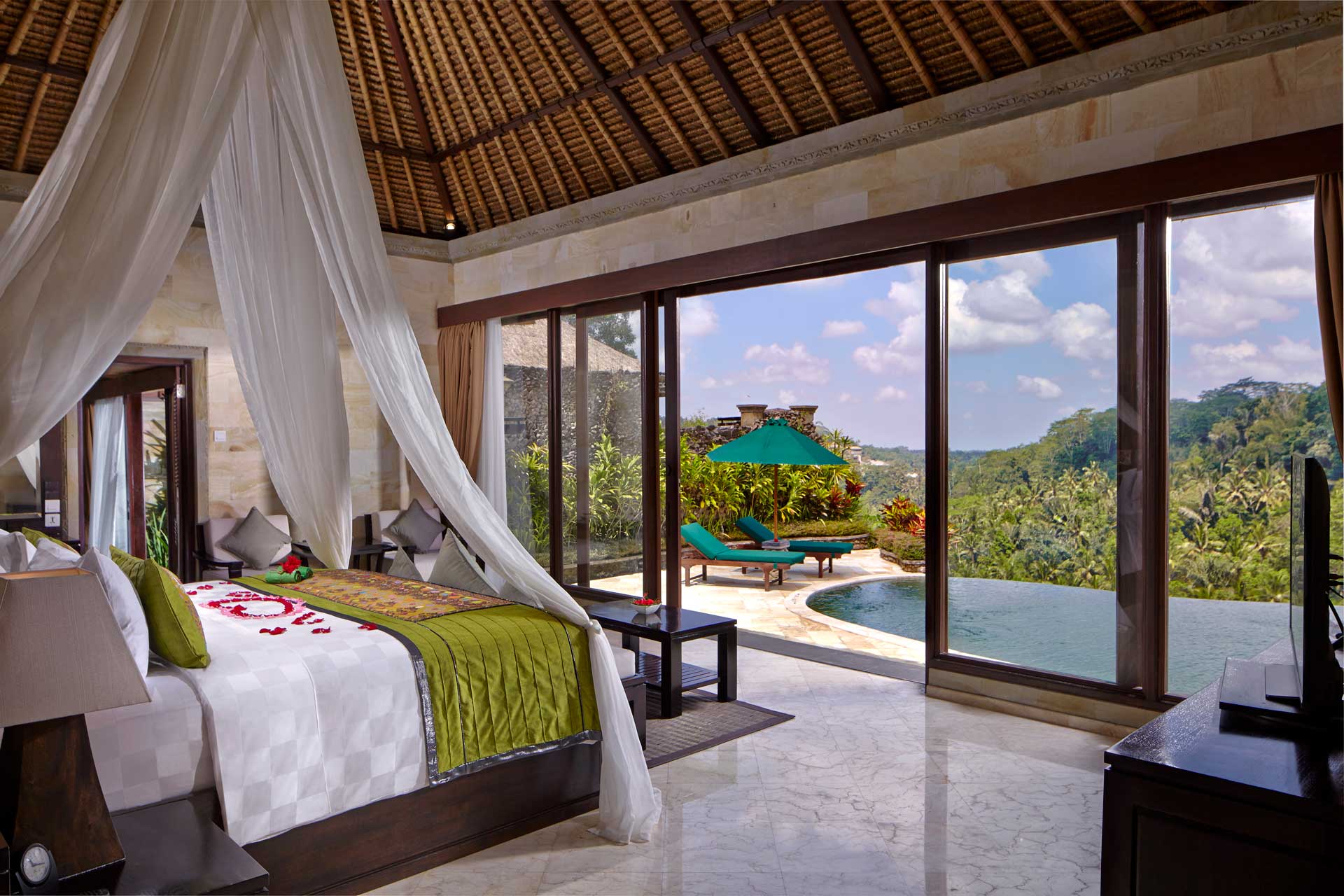 Luxbali