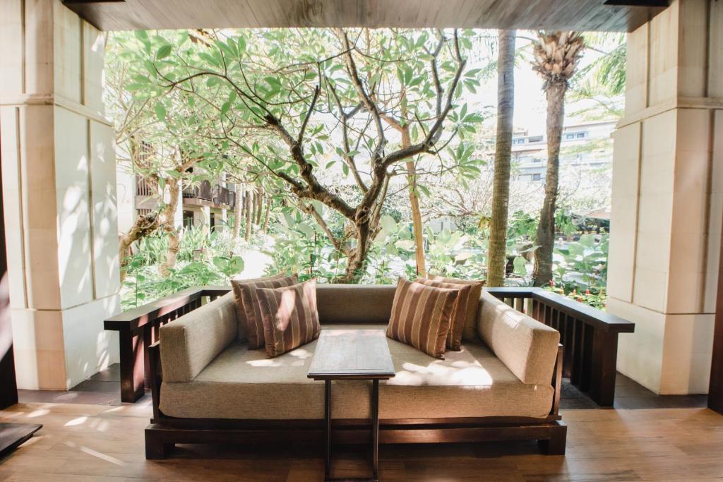 luxbali