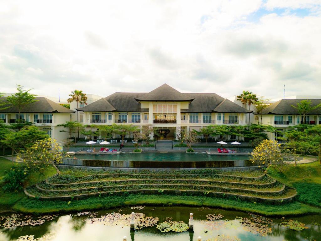 Luxbali