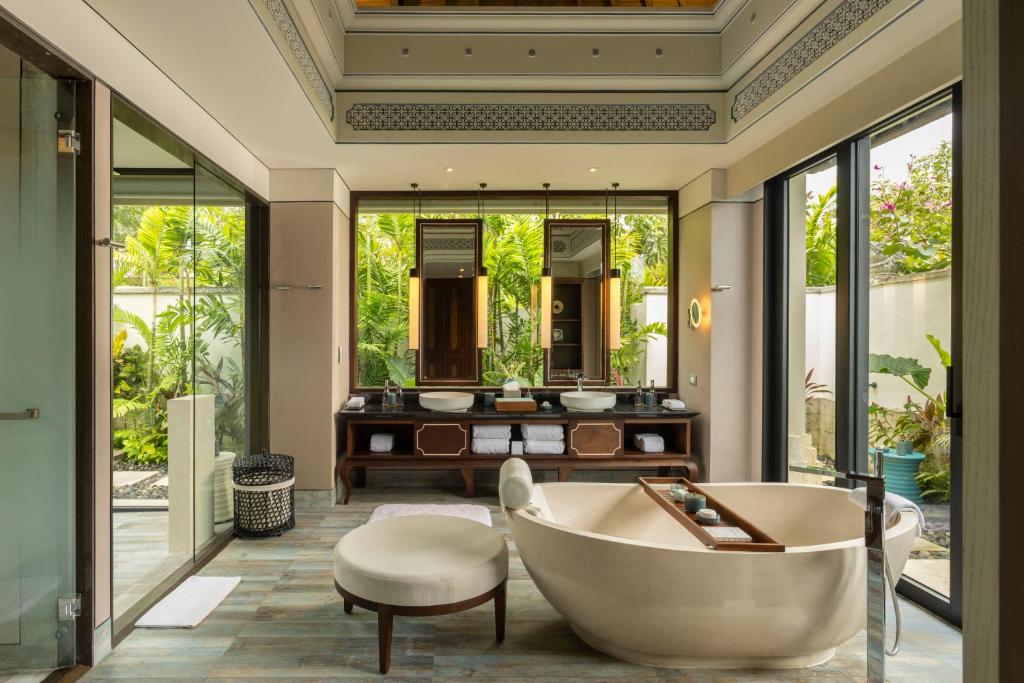 luxbali