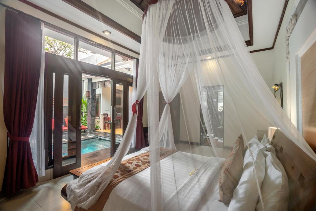 Luxbali