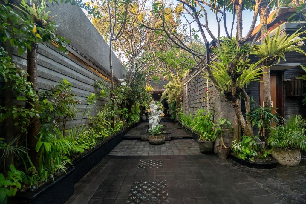 luxbali