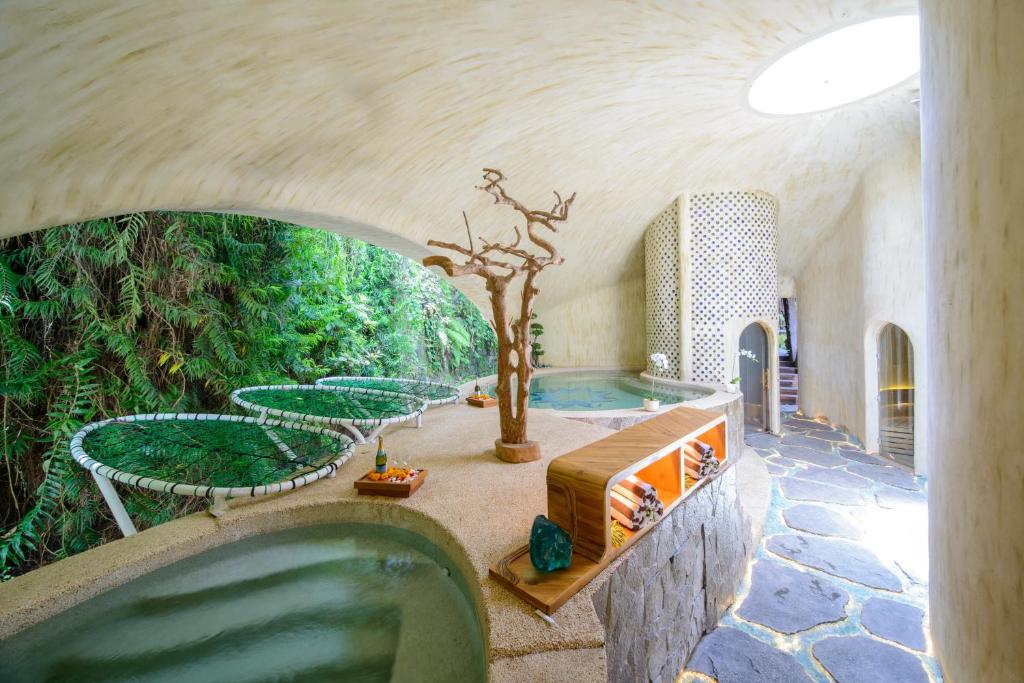 luxbali