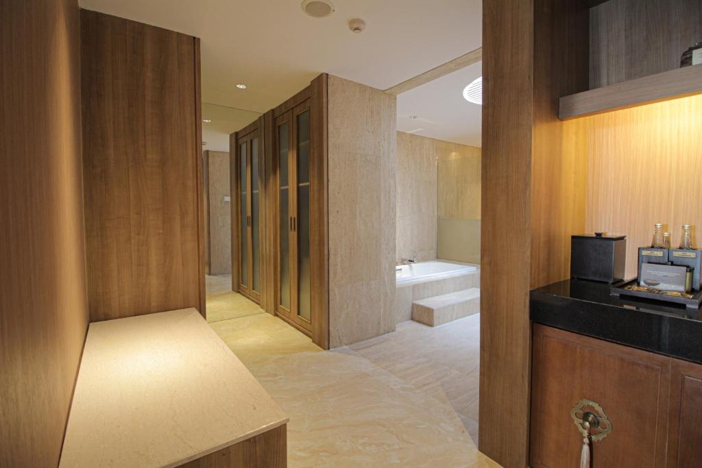luxbali